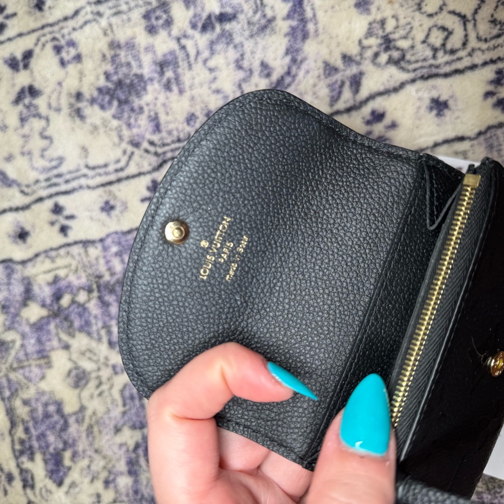Louis Vuitton Rosalie Coin Purse - Picture 8 of 14